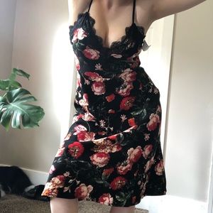 foxiedox dress roses